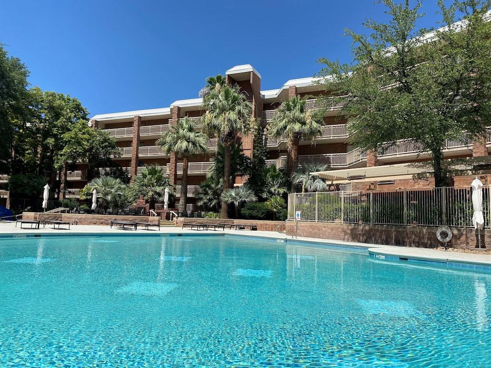 Embassy Suites By Hilton Tucson East Exterior foto